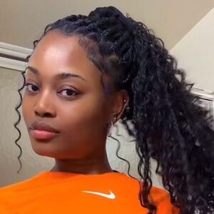 Meet Your Posher, Inez!